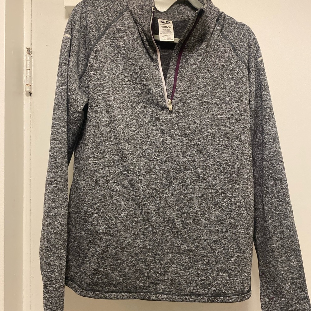 Athletic Works Gray Long Sleeve Top